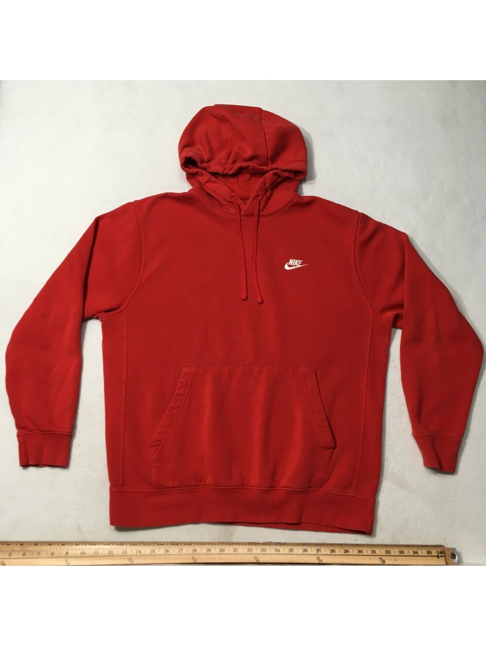 Nike Hoodie Mens Large Red Pullover Sweatshirt Small Swoosh Logo Solid